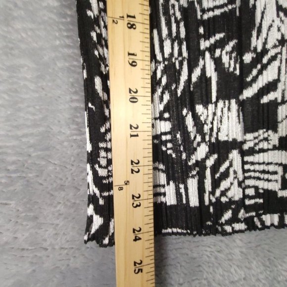 Hugo Boss Womens Blouse Black White Geometric‎ Sleeveless Mock Neck Italy S New - Picture 4 of 8